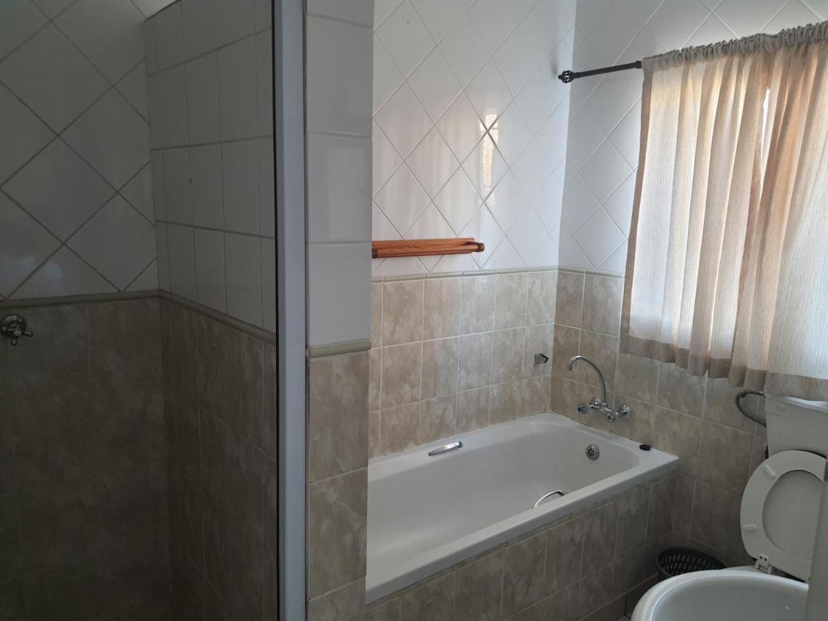 Aandrus Guesthouse Bloemfontein Exteriér fotografie